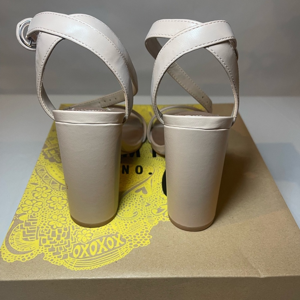 Mix No. 6 Camian Women Nude Sandal Size 8 - Picture 4 of 5